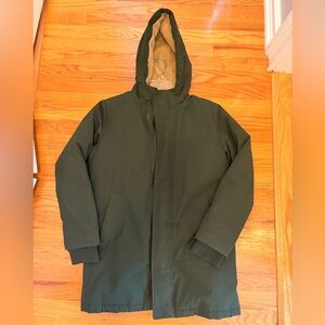 Uniqlo kids size 13 Green winter jacket